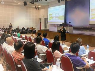 คณะเทคโนโลยีสารสนเทศและการสื่อสาร,มหาวิทยาลัยพะเยา,จัดกิจกรรมผู้บริหารพบผู้ปกครองนิสิตใหม่,ประจำปีการศึกษา,2561,เพื่อแนะนำข้อมูลเบื้องต้นของคณะฯ,และตอบข้อซักถาม