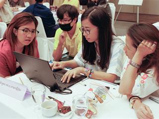 คณะศิลปศาสตร์จัดทำโครงการ,“พัฒนาศักยภาพการจัดการเรียนรู้,ศศ,6101001”,ณ,ห้องประชุมดอยนาง,โรงแรมแคนทารีฮิลล์,จังหวัดเชียงใหม่