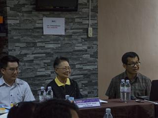 คณะศิลปศาสตร์จัดทำโครงการพัฒนาคุณภาพการศึกษาและพัฒนาท้องถิ่นโดยมีสถาบันอุดมศึกษาเป็นพี่เลี้ยง,โครงการ,“อ่านได้,เขียนคล่อง,ผ่านนิทาน”