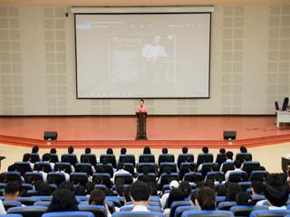 การปฐมนิเทศนิสิตระดับปริญญาตรี,ปีการศึกษา,2561,คณะศิลปศาสตร์,มหาวิทยาลัยพะเยา