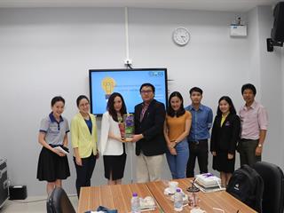 คณะรัฐศาสตร์และสังคมศาสตร์,มหาวิทยาลัยพะเยา,ดำเนินโครงการศึกษาดูงานหน่วยศึกษาและพัฒนานวัตกรรมท้องถิ่น,ณ,ศูนย์ศึกษาการบริหารกิจการบ้านเมืองระดับท้องถิ่น,:,CLOGS,คณะรัฐศาสตร์และรัฐประศาสนศาสตร์,มหาวิทยาลัยเชียงใหม่และเทศบาลตำบลสุเทพ,อ.เมือง,จ.เชียงใหม่