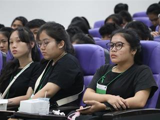 คณะรัฐศาสตร์และสังคมศาสตร์,มหาวิทยาลัยพะเยา,ดำเนินโครงการปฐมนิเทศ-เตรียมความพร้อมนิสิตก่อนเข้าเรียนมหาวิทยาลัย,(Pre,-U)