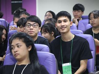 คณะรัฐศาสตร์และสังคมศาสตร์,มหาวิทยาลัยพะเยา,ดำเนินโครงการปฐมนิเทศ-เตรียมความพร้อมนิสิตก่อนเข้าเรียนมหาวิทยาลัย,(Pre,-U)