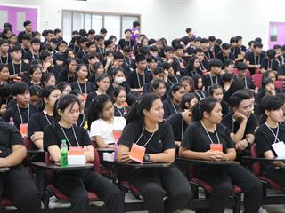 คณะรัฐศาสตร์และสังคมศาสตร์,มหาวิทยาลัยพะเยา,ดำเนินโครงการปฐมนิเทศ-เตรียมความพร้อมนิสิตก่อนเข้าเรียนมหาวิทยาลัย,(Pre,-U)
