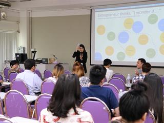 คณะวิทยาการจัดการและสารสนเทศศาสตร์,มหาวิทยาลัยพะเยา,,ดำเนินกิจกรรมการพัฒนาศักยภาพบุคลากร,เพื่อส่งเสริมนิสิตให้เป็นผู้ประกอบการ