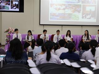 งานกิจการนิสิตและสโมสรนิสิต,คณะทันตแพทยศาสตร์,จัดโครงการผู้บริหารคณะพบผู้ปกครองนิสิตใหม่ทันตแพทย์