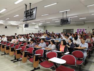 งานกิจการนิสิตและสโมสรนิสิต,คณะทันตแพทยศาสตร์,จัดโครงการผู้บริหารคณะพบผู้ปกครองนิสิตใหม่ทันตแพทย์