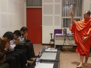 ...คณะเทคโนโลยีสารสนเทศและการสื่อสาร,มหาวิทยาลัยพะเยา,จัดกิจกรรมทำบุญคณะปฐมนิเทศนิสิตใหม่,ส่งเสริมให้นิสิตใหม่ชั้นปีที่,1,ร่วมกันทำนุบำรุงพระพุทธศาสนา,ศิลปวัฒนธรรม,และขนบธรรมเนียมประเพณีที่ดีงาม...
