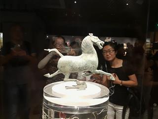 นักวิจัย,SEEN,ร่วมวิจัยการเปลี่ยนแปลงภูมิอากาศ,ณ,เมือง,Lanzhou,ประเทศจีน