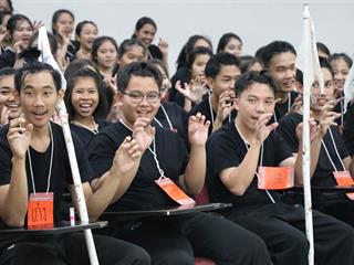 สโมสรนิสิตคณะรัฐศาสตร์และสังคมศาสตร์,มหาวิทยาลัยพะเยา,เปิดกิจกรรม,“สานสัมพันธ์สิงห์กว๊าน-พิราบขาว”,(กิจกรรมรับนิสิตใหม่),ประจำปีการศึกษา,2561