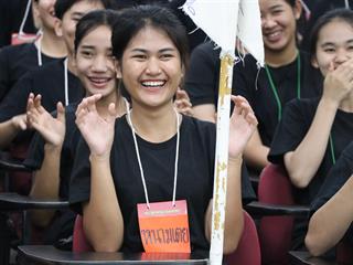 สโมสรนิสิตคณะรัฐศาสตร์และสังคมศาสตร์,มหาวิทยาลัยพะเยา,เปิดกิจกรรม,“สานสัมพันธ์สิงห์กว๊าน-พิราบขาว”,(กิจกรรมรับนิสิตใหม่),ประจำปีการศึกษา,2561