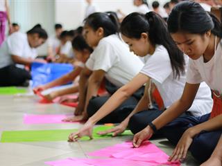 หน่วยกิจการนิสิตและทำนุบำรุงศิลปวัฒนธรรม,พร้อมด้วยสโมสรนิสิต,และชมรมสืบสายถิ่นแผ่นดินล้านนา,คณะรัฐศาสตร์และสังคมศาสตร์,มหาวิทยาลัยพะเยา,ร่วมกันจัดโครงการทำนุบำรุงศิลปวัฒนธรรม,และกิจกรรมต้อนรับนิสิตใหม่