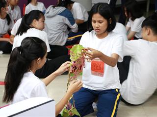 หน่วยกิจการนิสิตและทำนุบำรุงศิลปวัฒนธรรม,พร้อมด้วยสโมสรนิสิต,และชมรมสืบสายถิ่นแผ่นดินล้านนา,คณะรัฐศาสตร์และสังคมศาสตร์,มหาวิทยาลัยพะเยา,ร่วมกันจัดโครงการทำนุบำรุงศิลปวัฒนธรรม,และกิจกรรมต้อนรับนิสิตใหม่