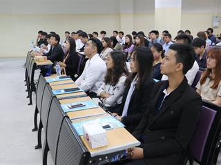 โครงการแนะนำการใช้ศูนย์บรรณสารและสื่อการศึกษาสำหรับนิสิตใหม่,ระดับบัณฑิตศึกษา,ประจำปีการศึกษา,2561
