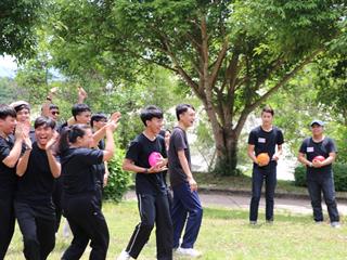 หน่วยกิจการนิสิตและทำนุบำรุงศิลปวัฒนธรรม,พร้อมด้วยสโมสรนิสิตฯ,คณะรัฐศาสตร์และสังคมศาสตร์,มหาวิทยาลัยพะเยา,ร่วมกันจัดโครงการสานสัมพันธ์สิงห์กว๊าน-พิราบขาว