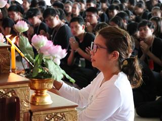 หน่วยกิจการนิสิตและทำนุบำรุงศิลปวัฒนธรรม,พร้อมด้วยสโมสรนิสิตฯ,คณะรัฐศาสตร์และสังคมศาสตร์,มหาวิทยาลัยพะเยา,ร่วมกันจัดโครงการสานสัมพันธ์สิงห์กว๊าน-พิราบขาว