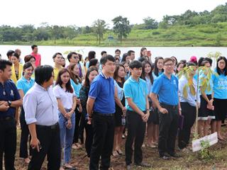 คณะรัฐศาสตร์และสังคมศาสตร์,มหาวิทยาลัยพะเยา,ร่วมกิจกรรมปล่อยพันธุ์ปลาน้ำจืด,เฉลิมพระเกียรติสมเด็จพระนางเจ้าสิริกิติ์,พระบรมราชินีนาถ,ในรัชกาลที่,9,เนื่องในโอกาสวันเฉลิมพระชนมพรรษา,86,พรรษา