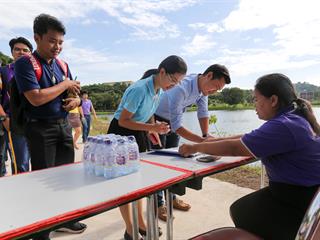 มหาวิทยาลัยพะเยา,จัดกิจกรรมปล่อยพันธ์ปลาน้ำจืด,10,000,ตัว,เฉลิมพระเกียรติ,เนื่องในวันเฉลิมพระชนมพรรษา,86,พรรษา,สมเด็จพระนางเจ้าสิริกิติ์,พระบรมราชินีนาถในรัชกาลที่,9