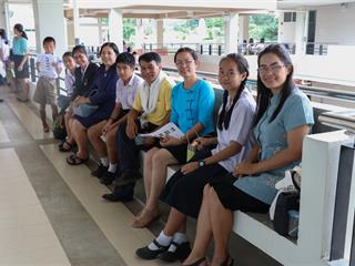คณะศิลปศาสตร์จัดโครงการประกวดการอ่านออกเสียงนิทานภาษาอังกฤษ,(U-School)
