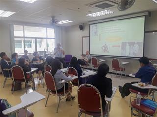 ศูนย์ภาษาคณะศิลปศาสตร์จัดโครงการอบรมภาษาอังกฤษสำหรับครู