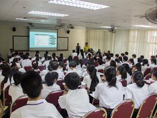 คณะศิลปศาสตร์,มหาวิทยาลัยพะเยา,จัดโครงการ,“เตรียมความพร้อมนิสิตก่อนเข้าเรียนมหาวิทยาลัย”
