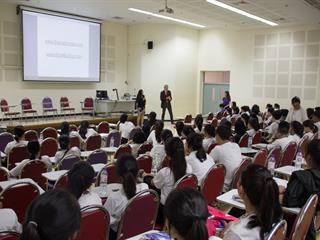 คณะศิลปศาสตร์,มหาวิทยาลัยพะเยา,จัดโครงการ,“เตรียมความพร้อมนิสิตก่อนเข้าเรียนมหาวิทยาลัย”
