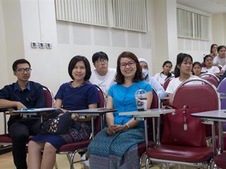 คณะศิลปศาสตร์,มหาวิทยาลัยพะเยา,จัดโครงการ,“เตรียมความพร้อมนิสิตก่อนเข้าเรียนมหาวิทยาลัย”