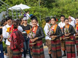 มหาวิทยาลัยพะเยา,จัดประเพณีเดินเข้า,ม.,ประจำปี,2561