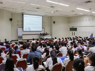 ท่านกงสุลใหญ่ญี่ปุ่น,ณ,นครเชียงใหม่,จัดการบรรยายพิเศษในหัวข้อ,“ความสัมพันธ์ไทย-ญี่ปุ่น,ในมุมมองนักการทูต”,ณ,ห้อง,CE11206,คณะศิลปศาสตร์,มหาวิทยาลัยพะเยา