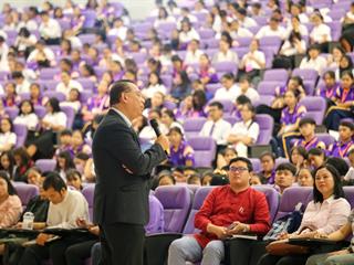 เปิดประสบการณ์จริงผู้ว่าราชการจังหวัดพะเยา,“ภาวะผู้นำ,จิตอาสาและการมีส่วนร่วม,ในสภาวะวิกฤติ”,ณ,มหาวิทยาลัยพะเยา