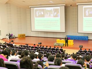 เปิดประสบการณ์จริงผู้ว่าราชการจังหวัดพะเยา,“ภาวะผู้นำ,จิตอาสาและการมีส่วนร่วม,ในสภาวะวิกฤติ”,ณ,มหาวิทยาลัยพะเยา