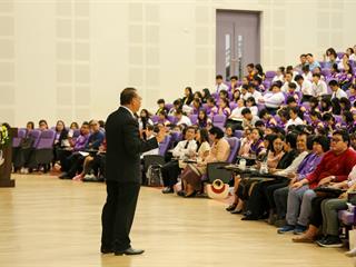 เปิดประสบการณ์จริงผู้ว่าราชการจังหวัดพะเยา,“ภาวะผู้นำ,จิตอาสาและการมีส่วนร่วม,ในสภาวะวิกฤติ”,ณ,มหาวิทยาลัยพะเยา