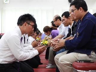 หน่วยกิจการนิสิตและทำนุบำรุงศิลปวัฒนธรรม,พร้อมด้วยสโมสรนิสิต,คณะรัฐศาสตร์และสังคมศาสตร์,มหาวิทยาลัยพะเยา,ดำเนินโครงการคุรุปูจา,ไหว้สา,ปารมี(ไหว้ครูคณะรัฐศาสตร์และสังคมศาสตร์),ประจำปีการศึกษา,2561