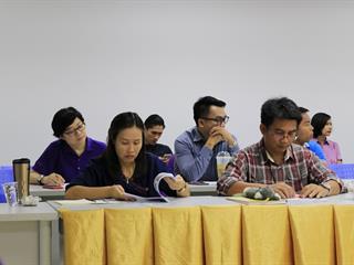 คณะเทคโนโลยีสารสนเทศและการสื่อสาร,มหาวิทยาลัยพะเยา,จัดโครงการพัฒนาทักษะการแต่งตำราและหนังสือเพื่อก้าวสู่ตำแหน่งทางวิชาการ
