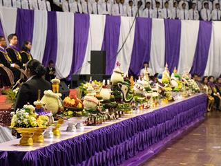 คณะศิลปศาสตร์,เข้าร่วมพิธีไหว้ครูและมอบรางวัลนิสิตเกียรติยศ,,ประจำปีการศึกษา,2561,ณ,อาคารสงวนเสริมศรี,มหาวิทยาลัยพะเยา