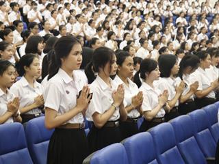 คณะศิลปศาสตร์,จัดพิธีไหว้ครูคณะศิลปศาสตร์,“กราบคุรุปูจา,ครูบาอาจารย์เจ้า”,ประจำปีการศึกษา,2561,ณ,ห้อง,UB004,อาคาร,99,ปี,พระอุบาลีคุณูปมาจารย์
