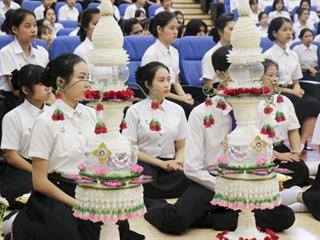 คณะศิลปศาสตร์,จัดพิธีไหว้ครูคณะศิลปศาสตร์,“กราบคุรุปูจา,ครูบาอาจารย์เจ้า”,ประจำปีการศึกษา,2561,ณ,ห้อง,UB004,อาคาร,99,ปี,พระอุบาลีคุณูปมาจารย์