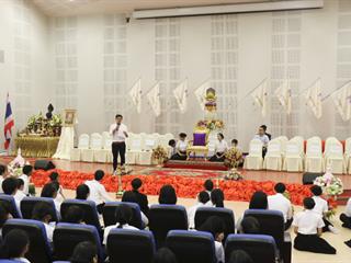 คณะศิลปศาสตร์,จัดพิธีไหว้ครูคณะศิลปศาสตร์,“กราบคุรุปูจา,ครูบาอาจารย์เจ้า”,ประจำปีการศึกษา,2561,ณ,ห้อง,UB004,อาคาร,99,ปี,พระอุบาลีคุณูปมาจารย์