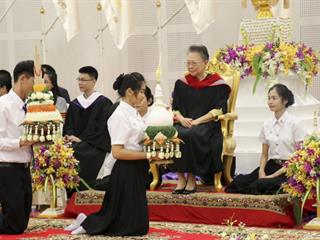 คณะศิลปศาสตร์,จัดพิธีไหว้ครูคณะศิลปศาสตร์,“กราบคุรุปูจา,ครูบาอาจารย์เจ้า”,ประจำปีการศึกษา,2561,ณ,ห้อง,UB004,อาคาร,99,ปี,พระอุบาลีคุณูปมาจารย์