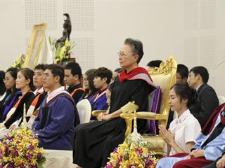 คณะศิลปศาสตร์,จัดพิธีไหว้ครูคณะศิลปศาสตร์,“กราบคุรุปูจา,ครูบาอาจารย์เจ้า”,ประจำปีการศึกษา,2561,ณ,ห้อง,UB004,อาคาร,99,ปี,พระอุบาลีคุณูปมาจารย์