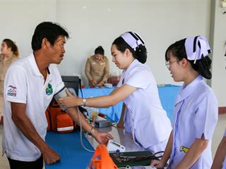 มหาวิทยาลัยพะเยา,ให้การต้อนรับคณะผู้ร่วมงานรวมใจเป็นหนึ่งเดียว,United,as,one,กว่า,3,260,คน,โดยจังหวัดพะเยา,เป็นเจ้าภาพจัดเลี้ยงอาหารกลางวัน