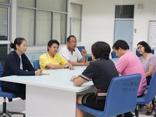 ประชุมแผนการพัฒนาและปรับปรุง,ศูนย์บรรณสารและสื่อการศึกษา,ตามมาตรฐานห้องสมุดสีเขียว,