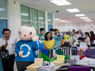 คณะศิลปศาสตร์,ร่วมกิจกรรม,“เปลี่ยนแล้ว...มหาวิทยาลัยพะเยา,ร่วมกันรณรงค์ใช้ถุงผ้า,แก้วส่วนตัว,ลดขยะพลาสติก,รักษาสิ่งแวดล้อมและลดภาวะโลกร้อน”