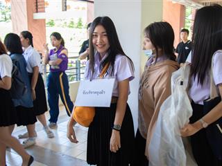 คณะศิลปศาสตร์,ร่วมกิจกรรม,“เปลี่ยนแล้ว...มหาวิทยาลัยพะเยา,ร่วมกันรณรงค์ใช้ถุงผ้า,แก้วส่วนตัว,ลดขยะพลาสติก,รักษาสิ่งแวดล้อมและลดภาวะโลกร้อน”