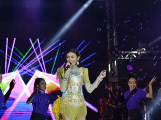 ชมรมดนตรีลูกทุ่ง,มหาวิทยาลัยพะเยาจัด,“ลูกทุ่งก๋างดอย”,ครั้งที่,1