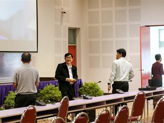 อธิการบดีมหาวิทยาลัยพะเยาลงพื้นที่ตรวจเยี่ยมการเตรียมความพร้อม,ในการแสดงวิสัยทัศน์และตอบข้อซักถามผู้ได้รับการเสนอชื่อเป็นผู้สมควรดำรงตำแหน่งอธิการบดีมหาวิทยาลัยพะเยา