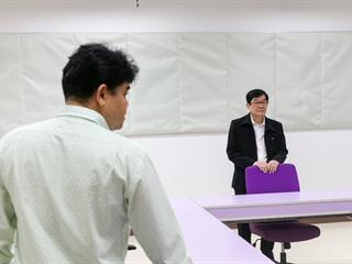 อธิการบดีมหาวิทยาลัยพะเยาลงพื้นที่ตรวจเยี่ยมการเตรียมความพร้อม,ในการแสดงวิสัยทัศน์และตอบข้อซักถามผู้ได้รับการเสนอชื่อเป็นผู้สมควรดำรงตำแหน่งอธิการบดีมหาวิทยาลัยพะเยา