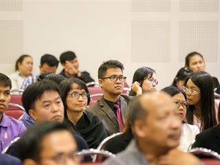 การแสดงวิสัยทัศน์ของผู้ตอบรับการทาบทามเข้ารับการสรรหาเป็นผู้สมควรดำรงตำแหน่งเป็นอธิการบดีมหาวิทยาลัยพะเยา