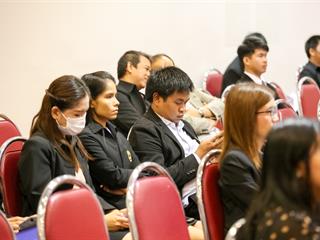 การแสดงวิสัยทัศน์ของผู้ตอบรับการทาบทามเข้ารับการสรรหาเป็นผู้สมควรดำรงตำแหน่งเป็นอธิการบดีมหาวิทยาลัยพะเยา