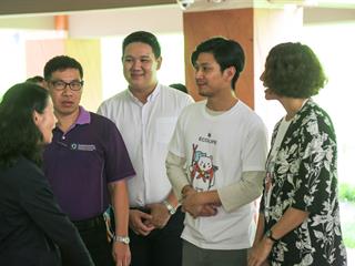 มหาวิทยาลัยพะเยา,ต้อนรับ,คุณนุ่น,ศิรพันธ์,และ,คุณท็อป,พิพัฒน์,นำทีม,ECOLIFE,Application,ลดการใช้พลาสติกในมหาวิทยาลัยพะเยา
